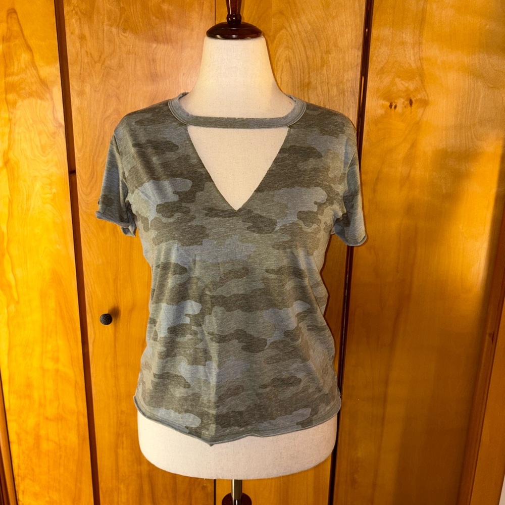 American Eagle Outfitters Green Camo Cutout Tee